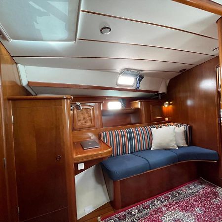 Beautiful And Comfortable Sailboat With Secure Parking Available Hotel Barcelona Exterior foto