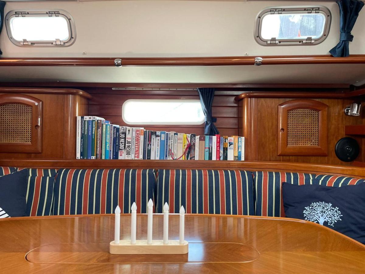 Beautiful And Comfortable Sailboat With Secure Parking Available Hotel Barcelona Exterior foto